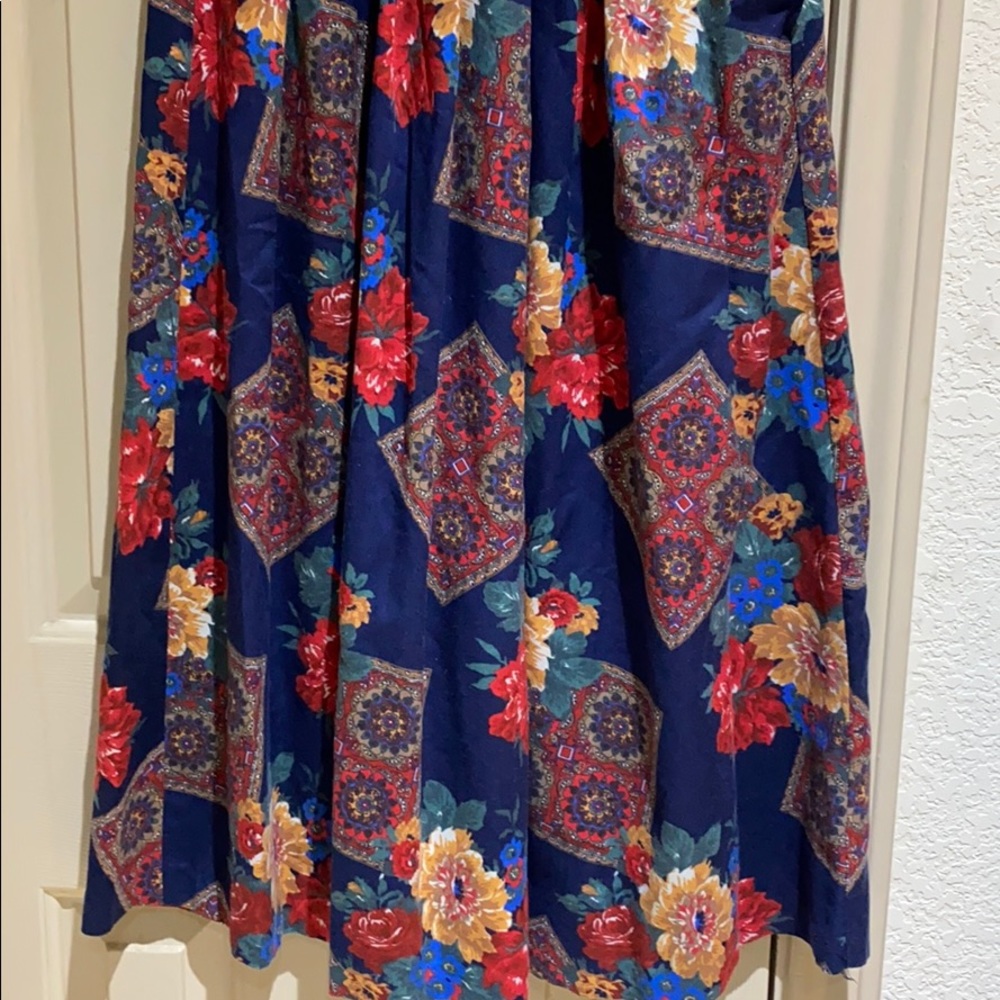 Vintage skirt from Essentials Size S - Picture 3 of 5